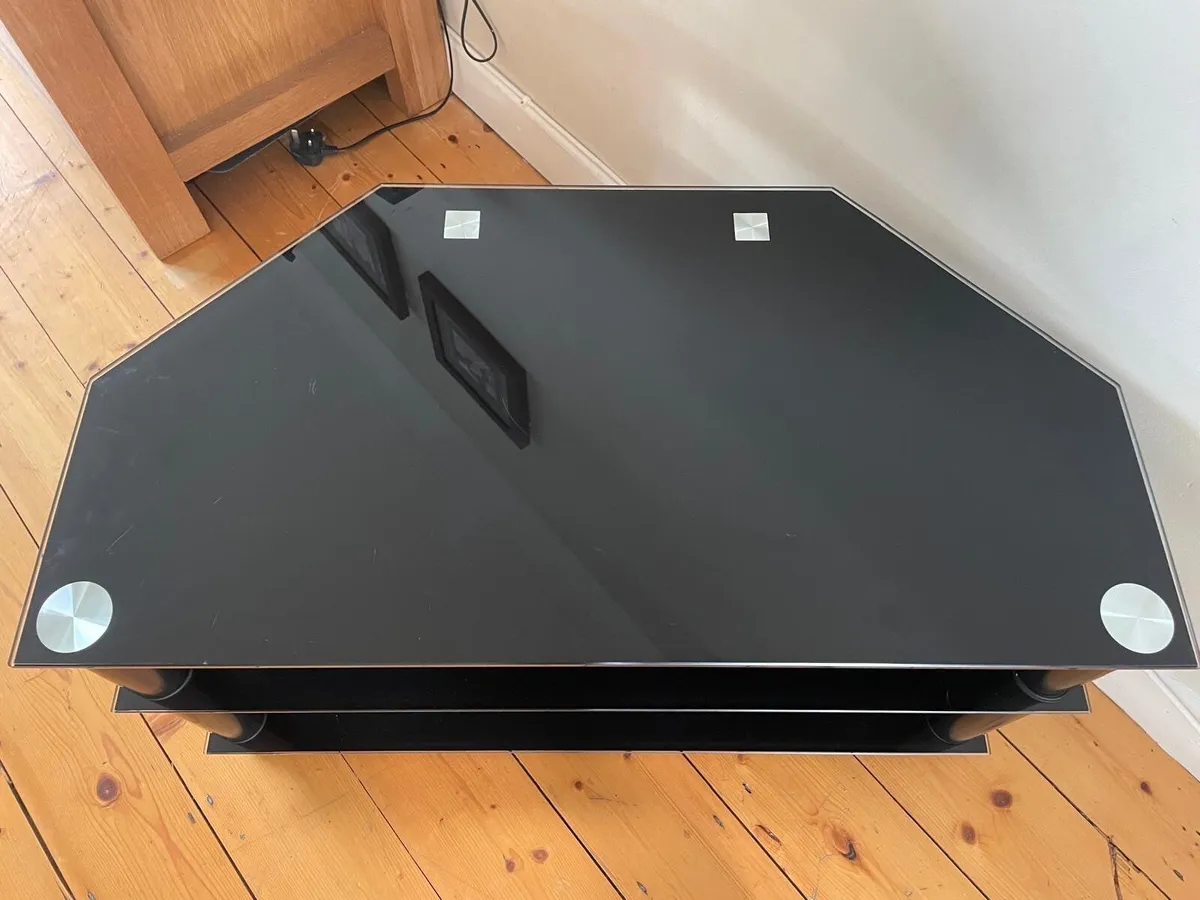 TV table - Image 3
