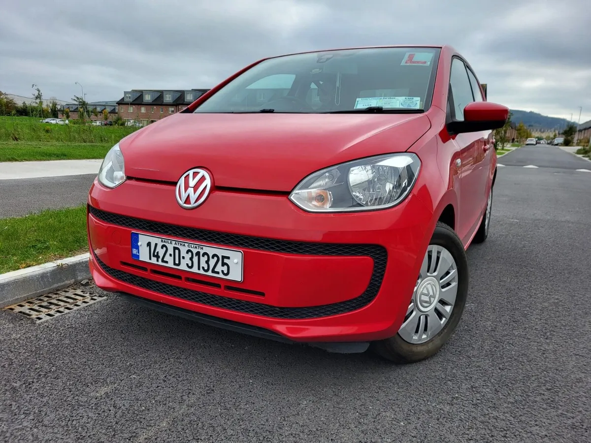 2014 Volkswaen Up Automatic.  1ltr - Image 1
