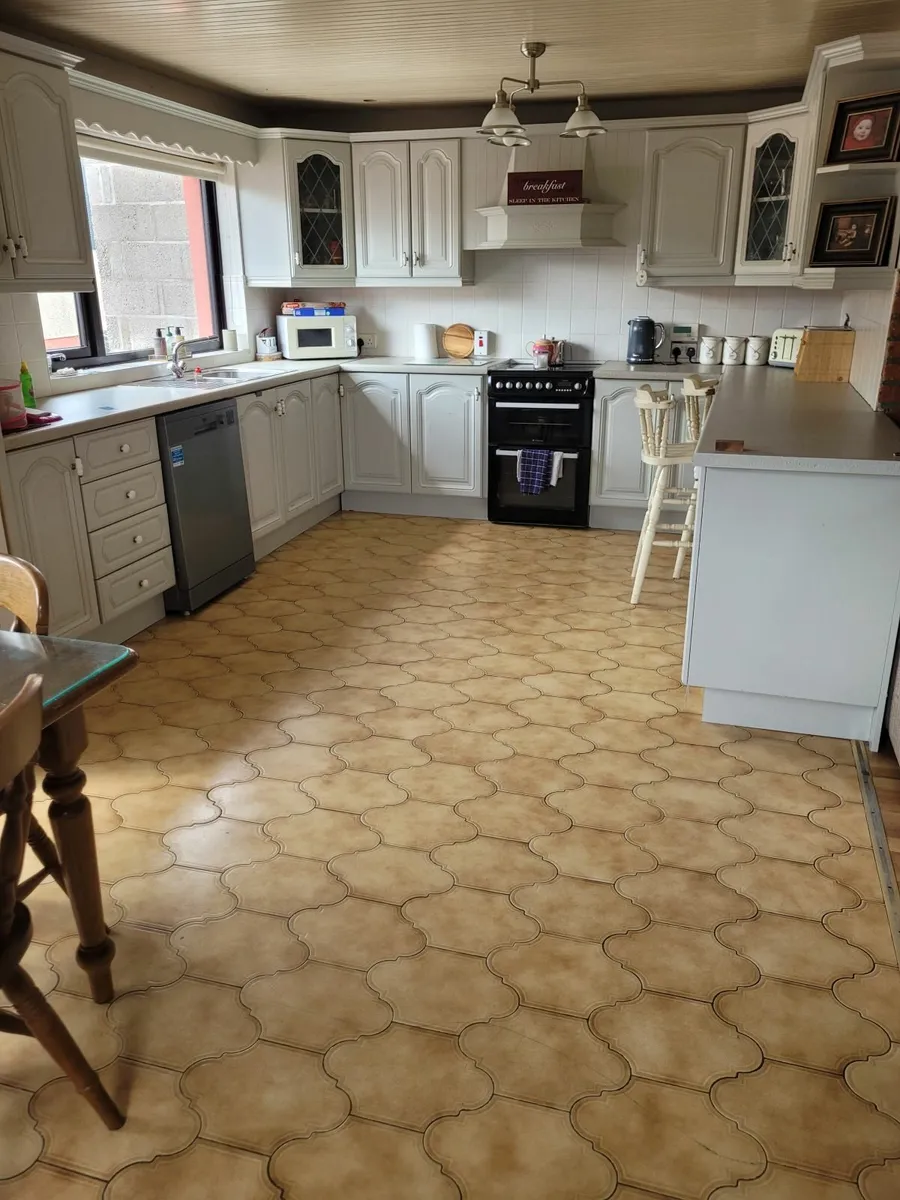 Kitchen - Image 1