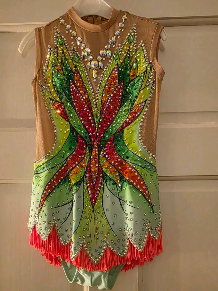 Rhythmic gymnastic leotard