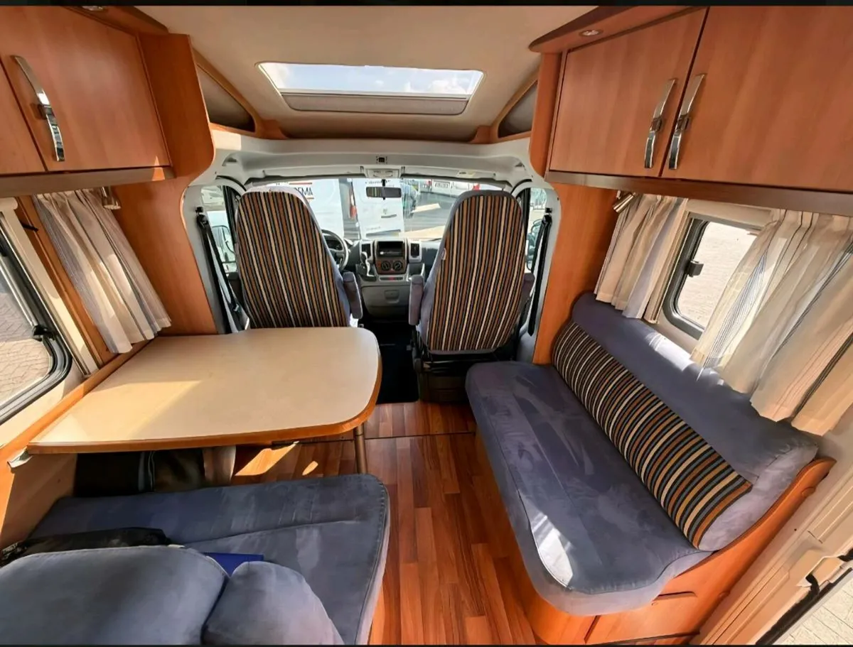 2010 HYMER T654 SL SILVER ED FRENCH BED VERY CLEAN - Image 4
