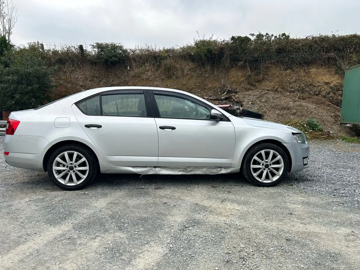 2016 Skoda Octavia 1.6 diesel automatic - Image 2