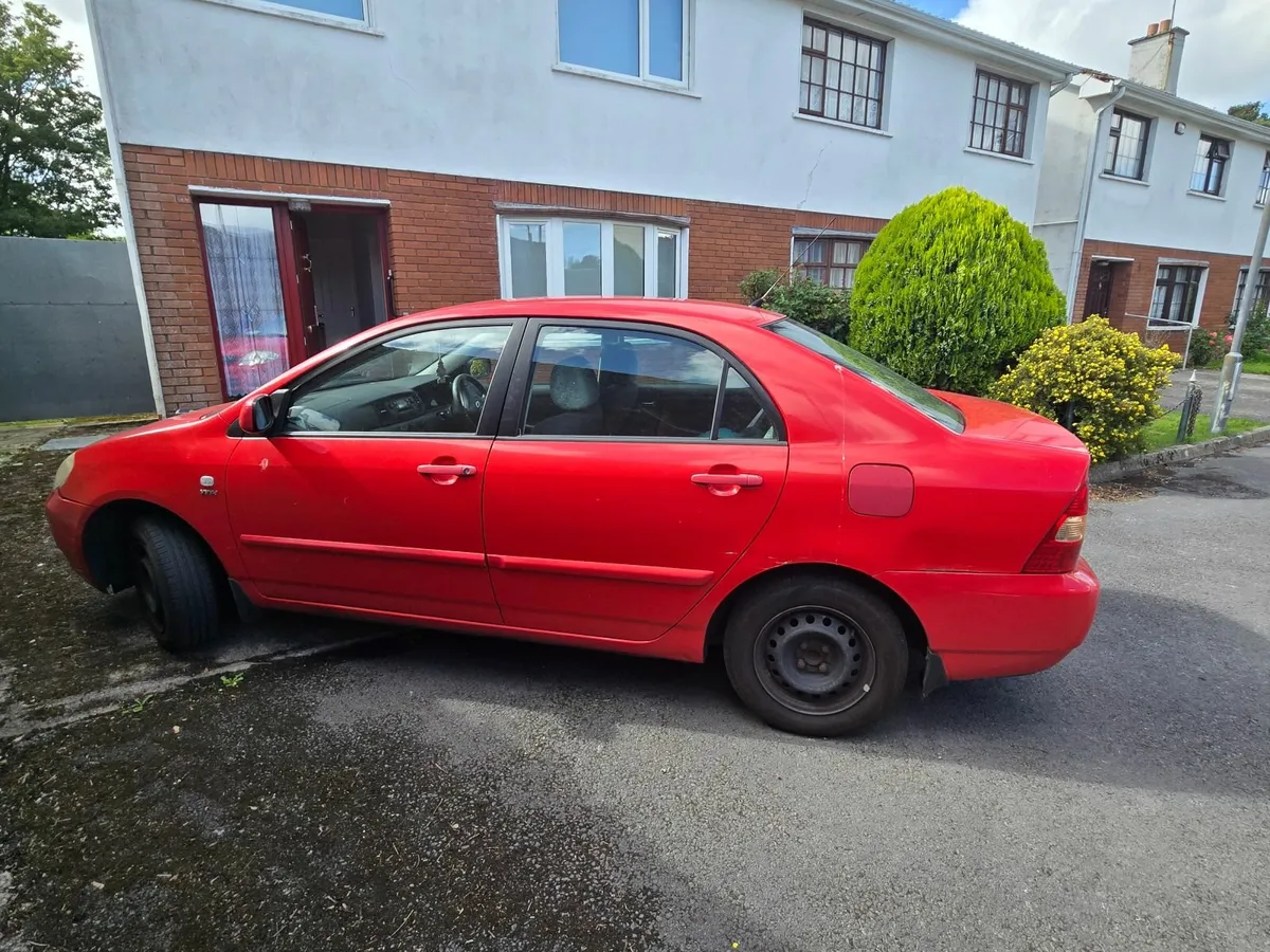 Toyota Corolla 2002 - Image 3