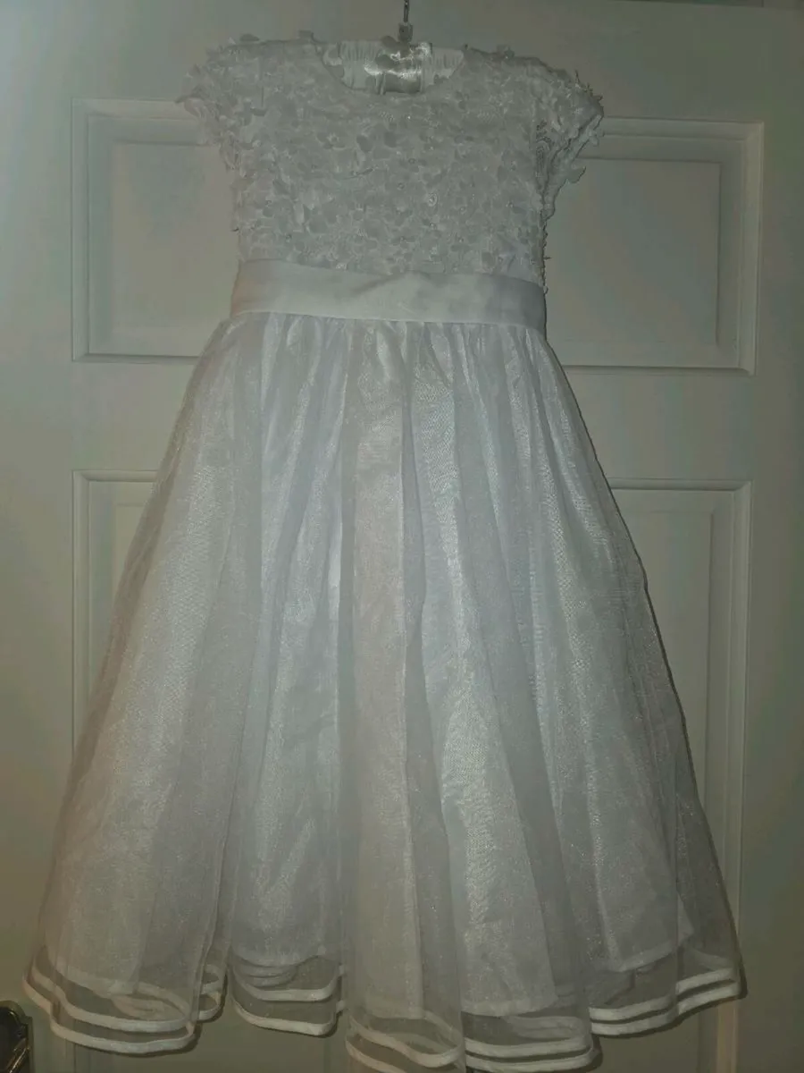 Girls White dress - Image 1
