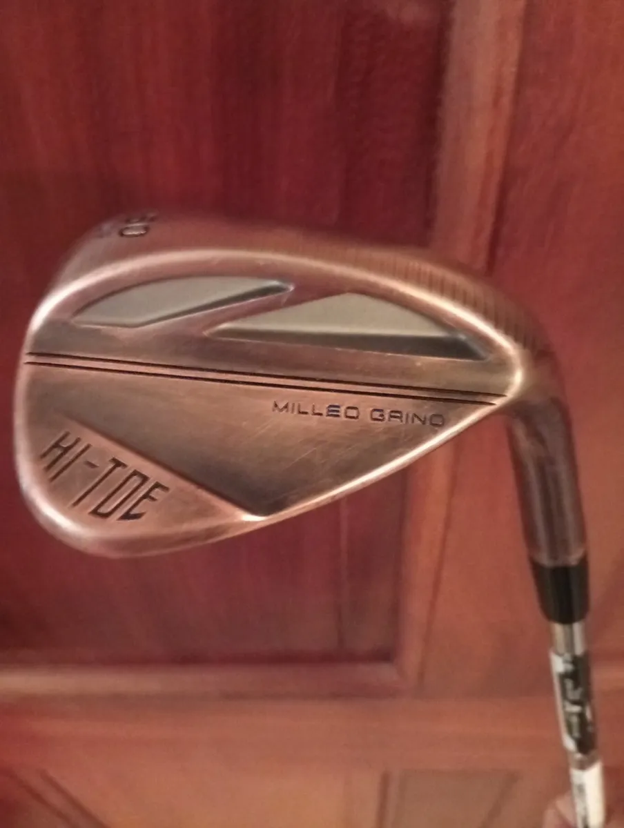 TaylorMade 50 Degree 09 Bounce Raw Finish - Image 1