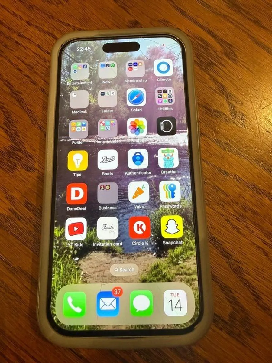 Iphone 15 - Image 1
