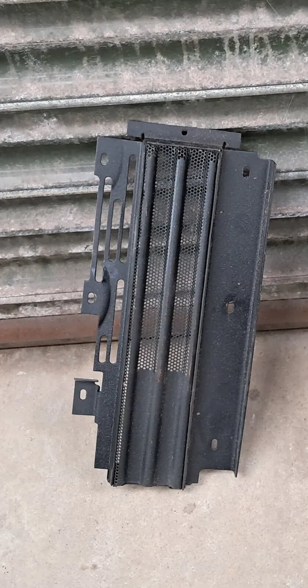 Ford New Holland panels - Image 4