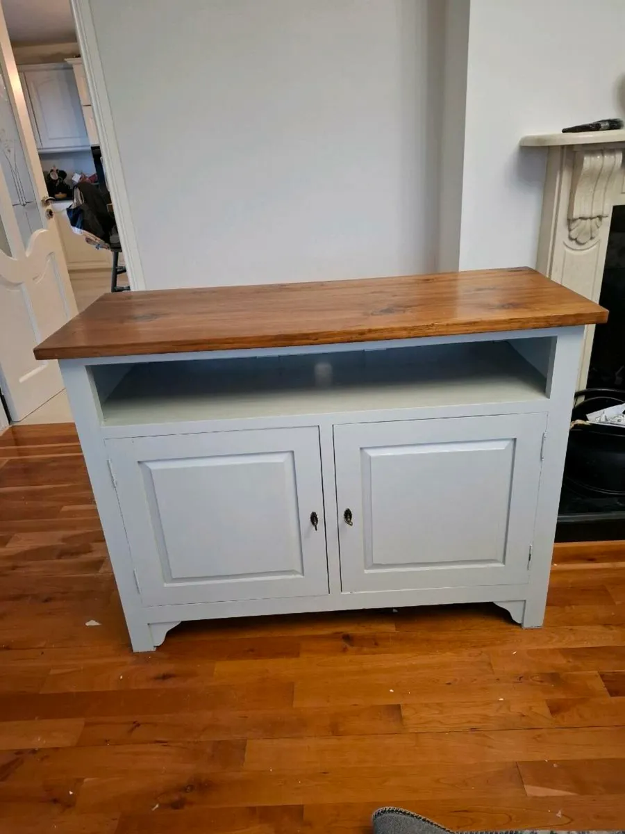 Side Board - Image 1