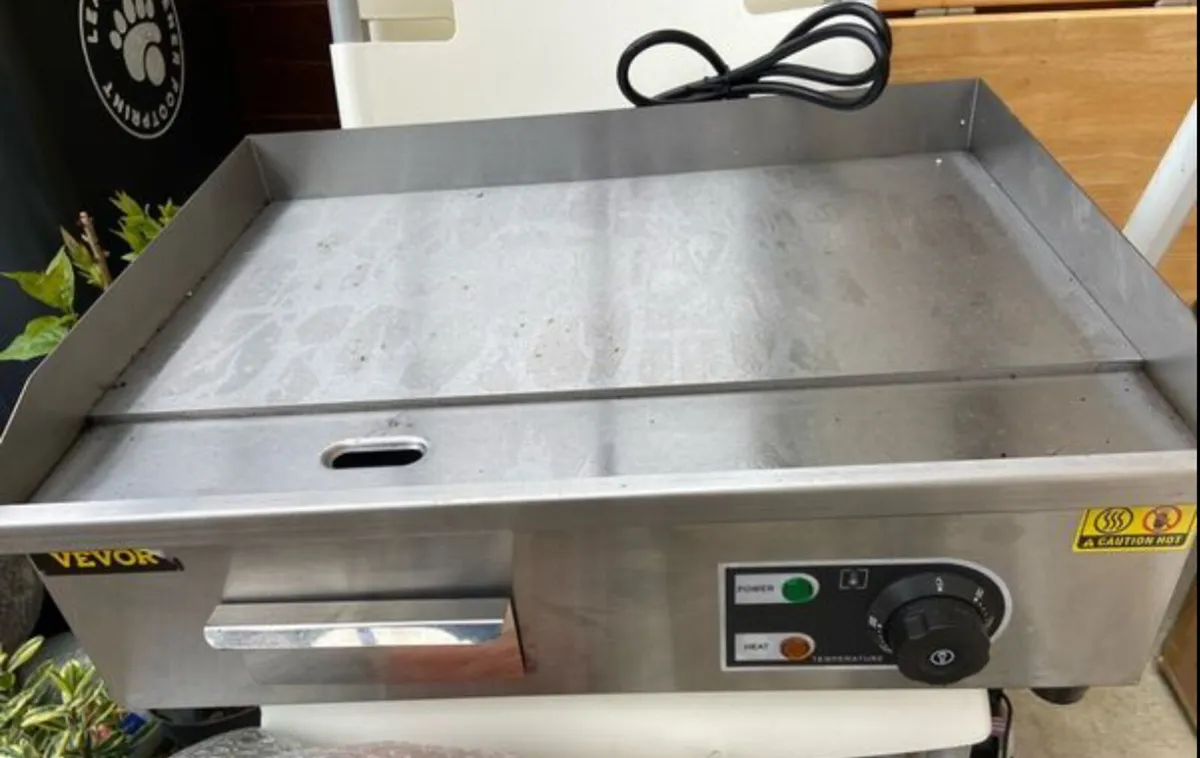 Electric Flat Top Grill Electric Countertop NEW - Image 1