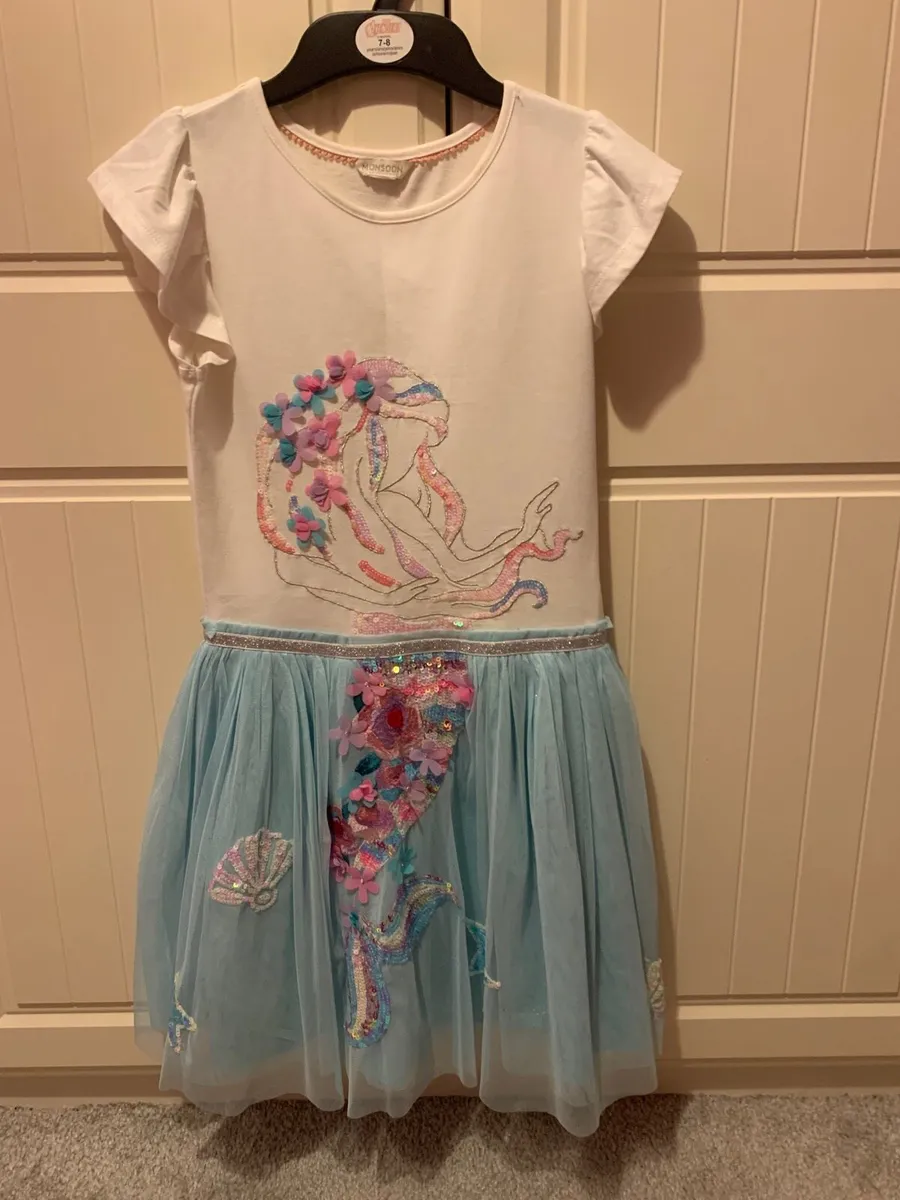 Girls clothes - Image 1