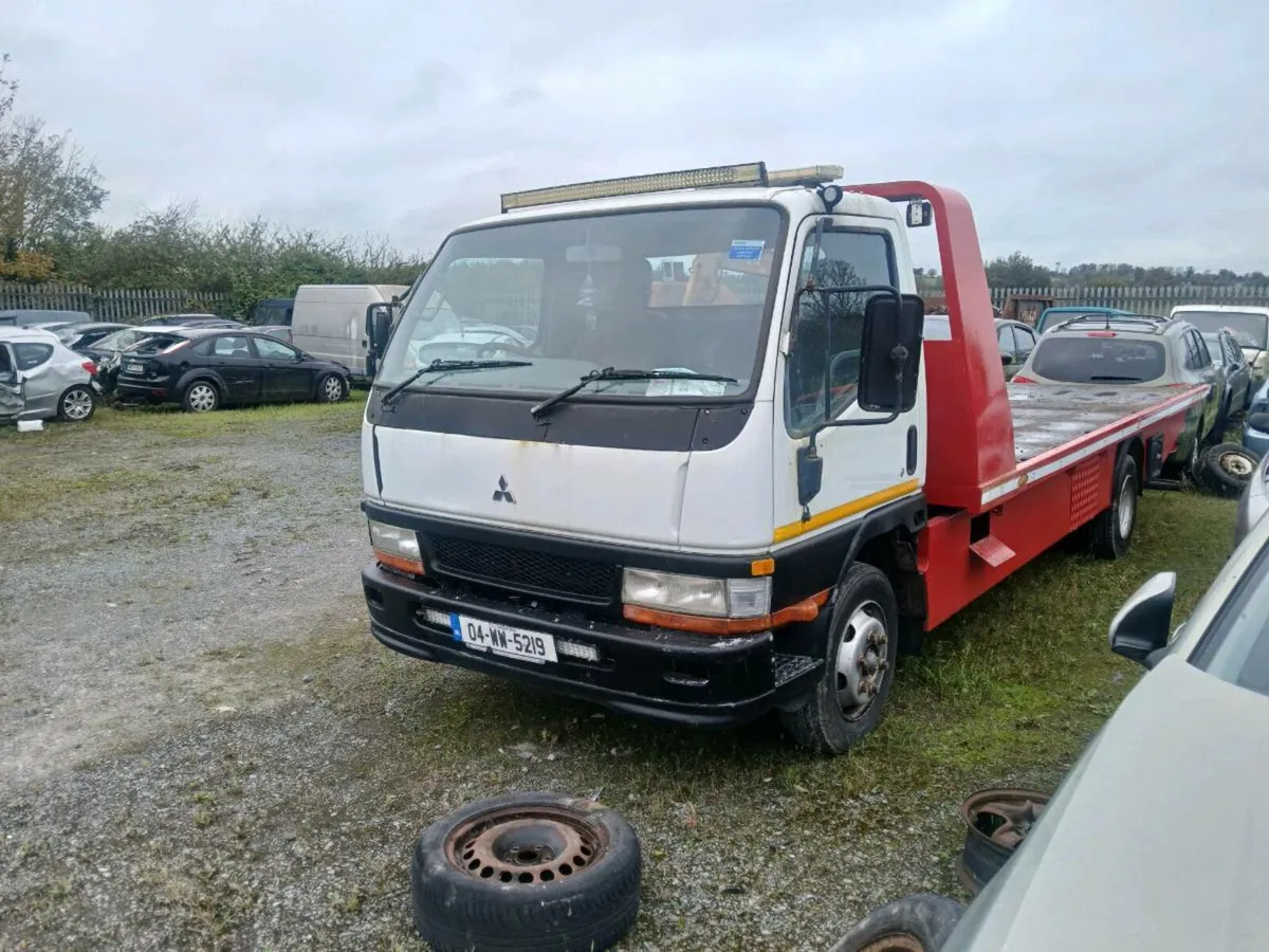Recovery truck - Image 2