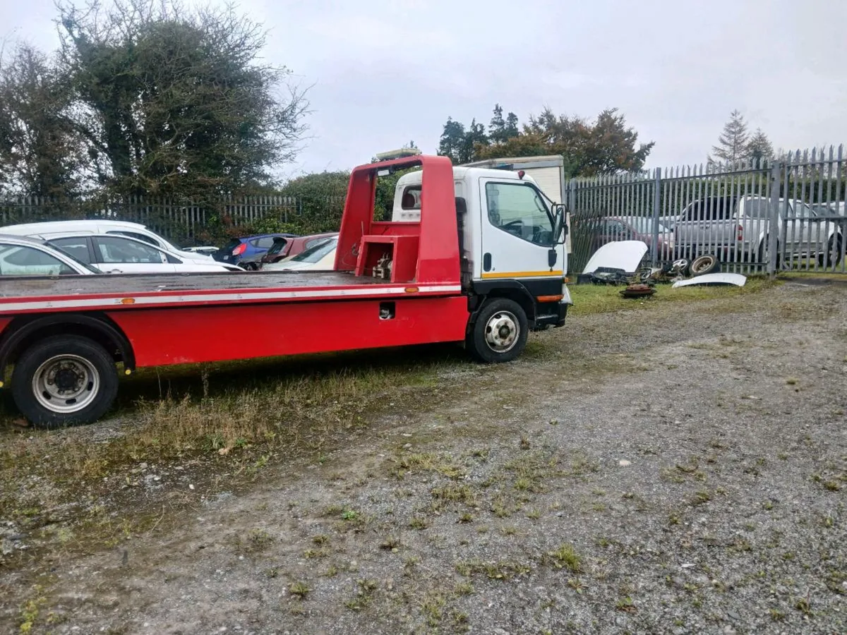 Recovery truck - Image 3