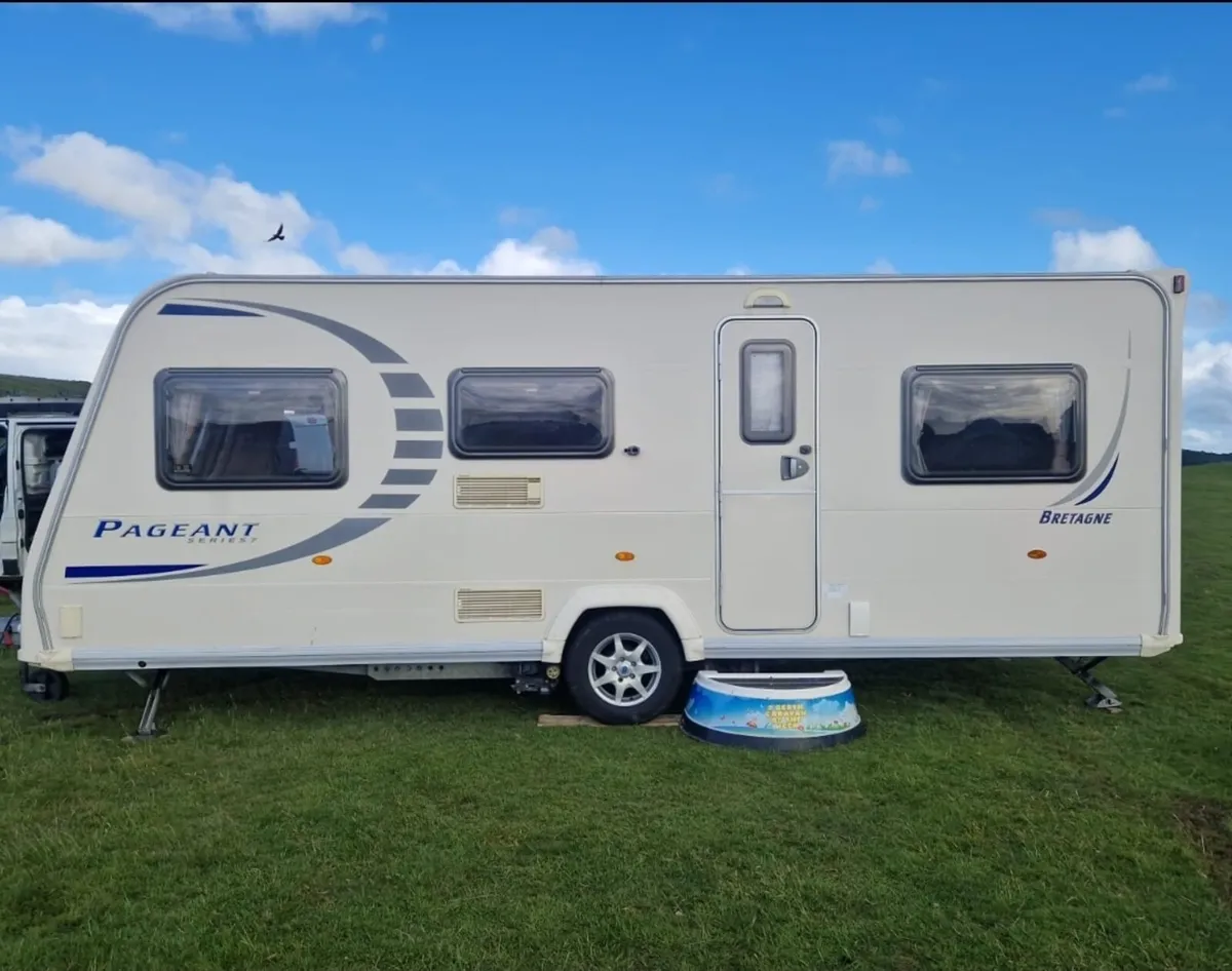 6 berth Triple bunk beds BAILEY PAGEANT BRETAGNE - Image 1