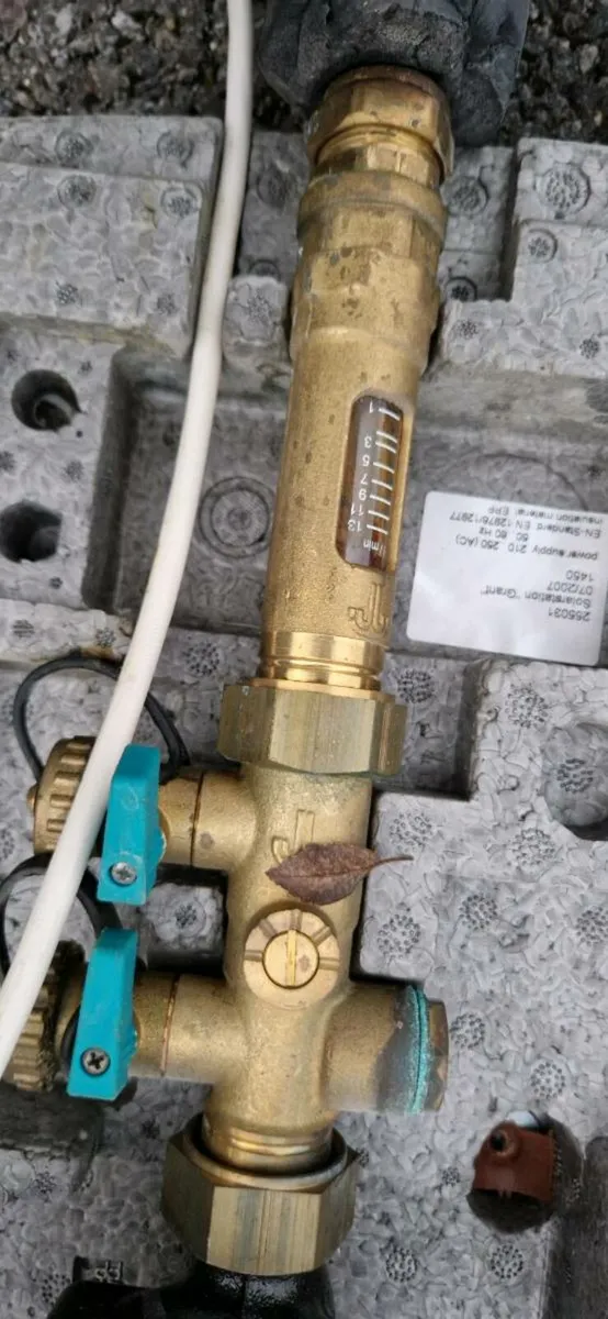 hot water solar panel control unit incl pumps - Image 3