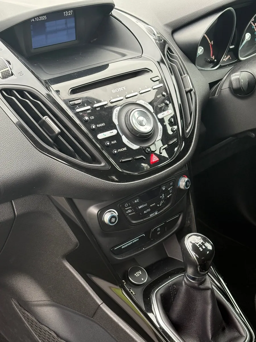Car - Image 2