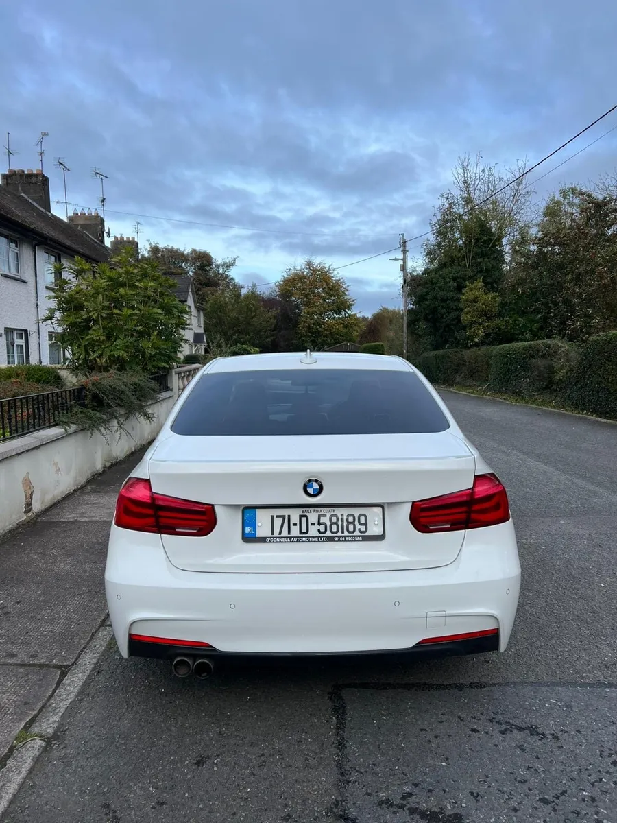 BMW 330e M-Sport 2017 - Image 3