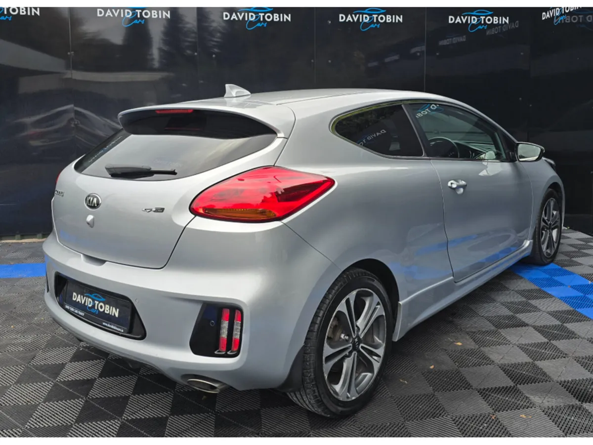 Kia ProCeed GT LINE SAM LOW MILEAGE - Image 4