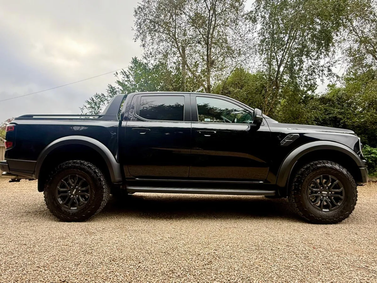 Ford Ranger RAPTOR 3.0 PETROL - Image 3
