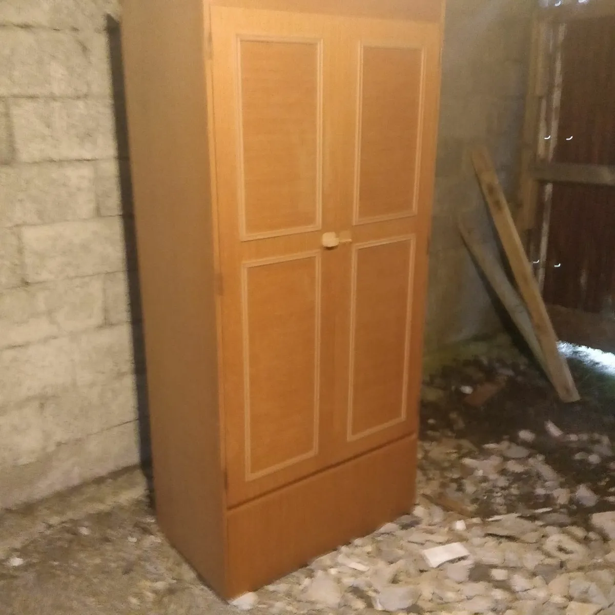 Wardrobe - Image 4