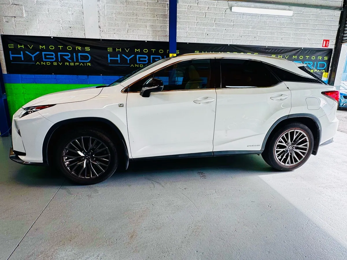 Lexus RX450h - Image 3