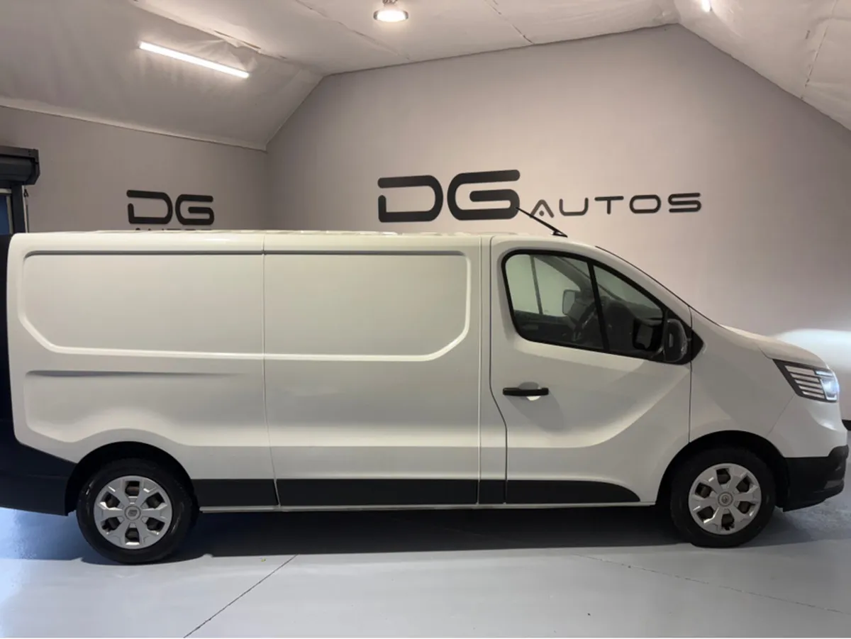 Renault Trafic 2.0D LL30 B-NESS PLUS - NO VAT - Image 2