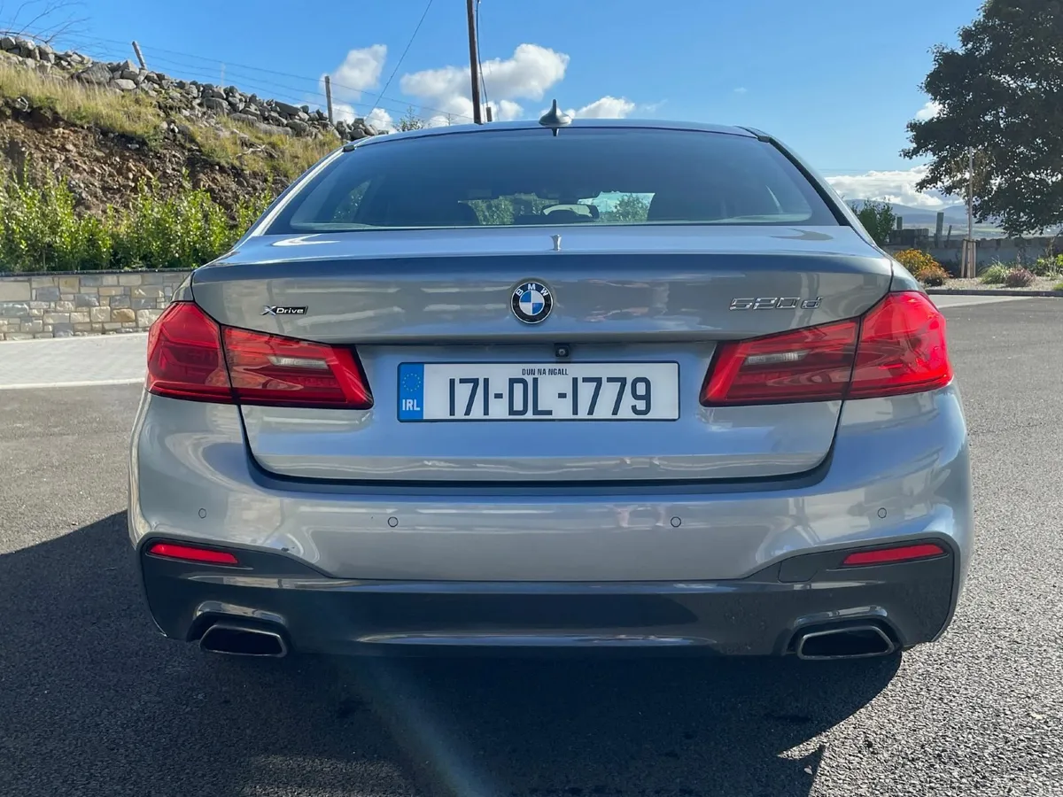 BMW 5-Series 2017 - Image 2