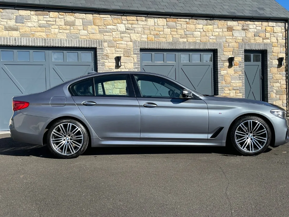 BMW 5-Series 2017 - Image 3
