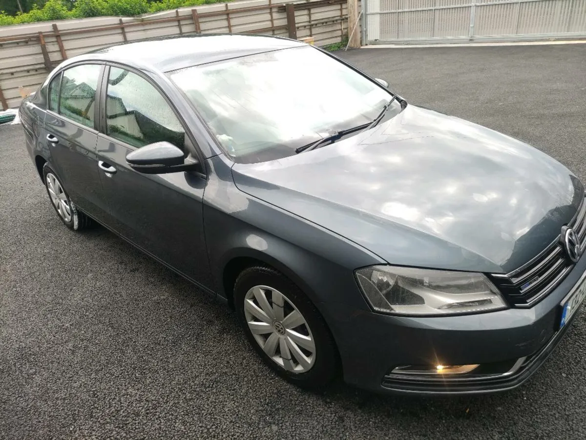 Volkswagen passat B7. 1.6 diesel.manual transmissi - Image 3