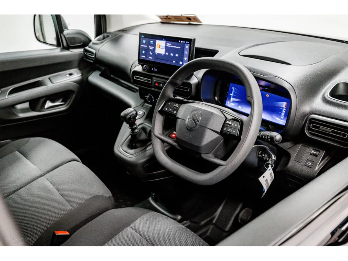 Citroen Berlingo LX Plus LWB 1.5 Diesel 100HP 1.0T - Image 2