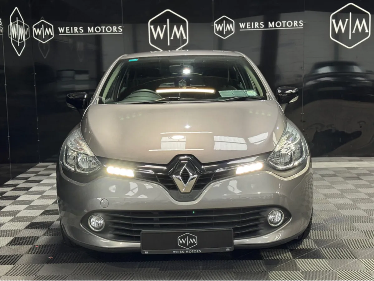 Renault Clio IV DYNAMIQUE 1.2 PET 7 4DR PETROL - Image 4