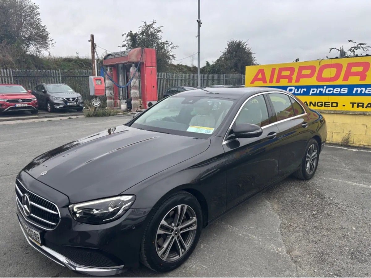 Mercedes-Benz E-Class D E220 4DR AUTO - Image 2