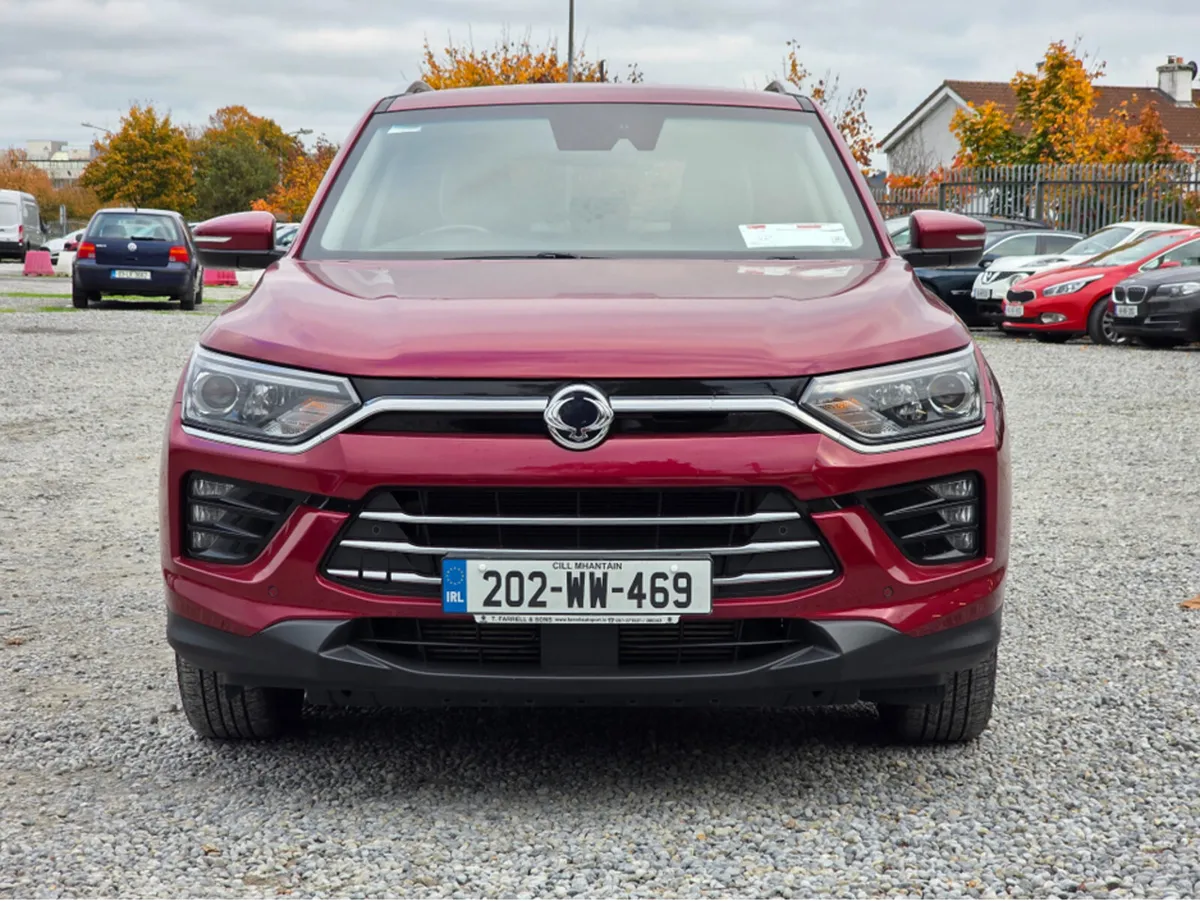 SsangYong Korando 1.6 MT 2WD 4DR - Image 4