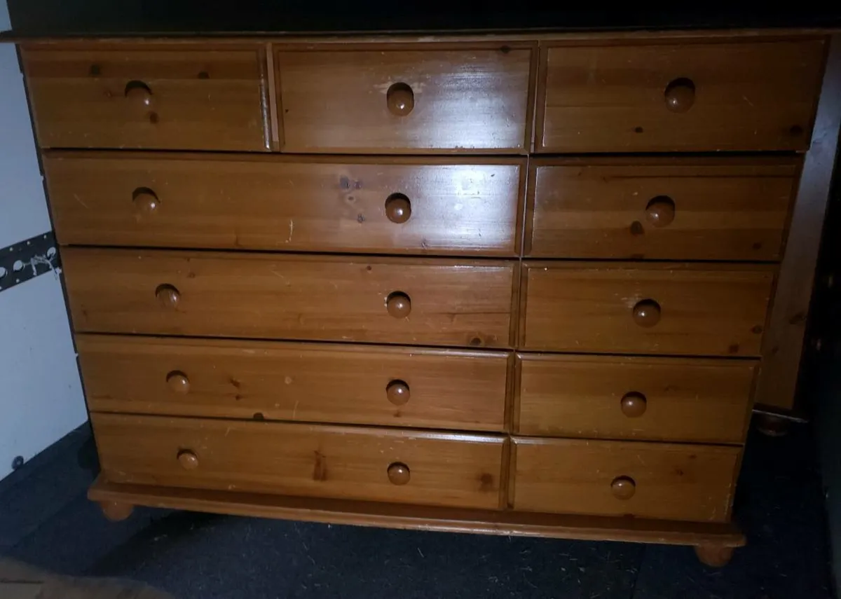 Large pine chest of drawers
