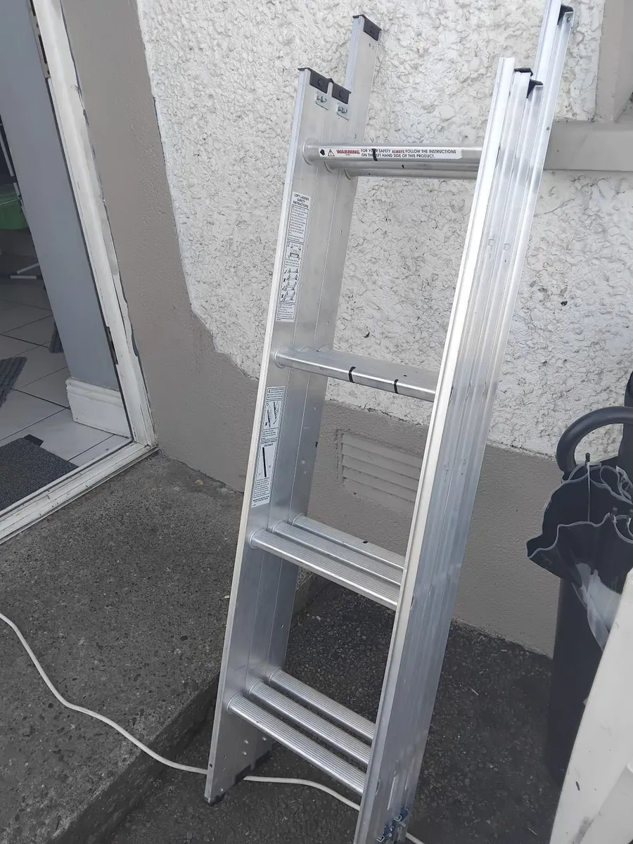 Handy 3 way ladder in excellent condition new - Image 4