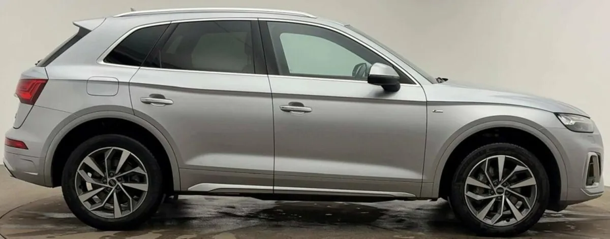 2.0 TDI 40 S line SUV 5dr Diesel S Tronic quattro - Image 2