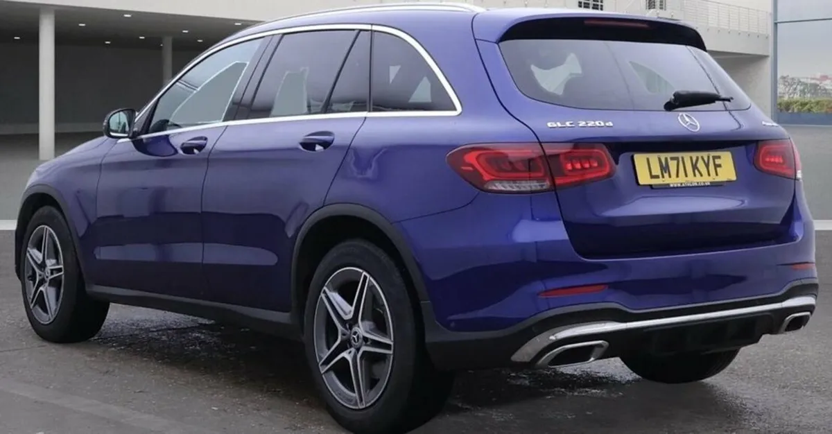 2.0 GLC220d AMG Line SUV 5dr Diesel G-Tronic+ 4MAT - Image 4