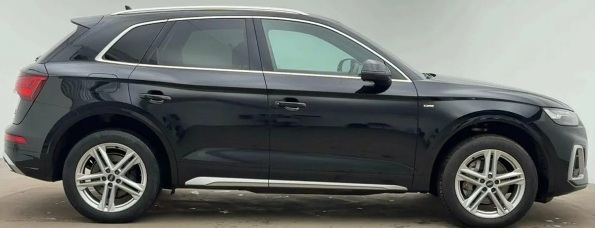 2.0 TDI 40 S line SUV 5dr Diesel S Tronic quattro - Image 2