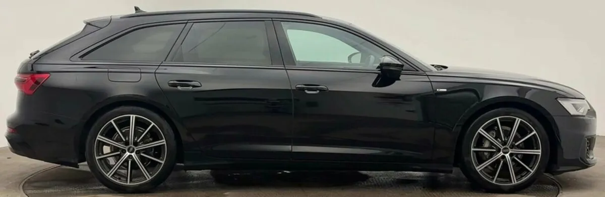 2.0 TDI 40 Black Edition Estate 5dr Diesel S Troni - Image 2
