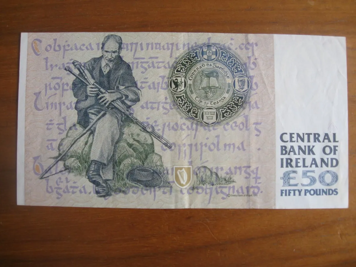 50 Pound C Series Notes 220 Euros Each - Image 4