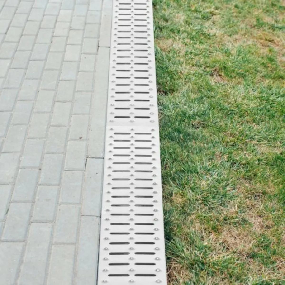 Trench Drain System, Channel Drain with Metal Grat - Image 4