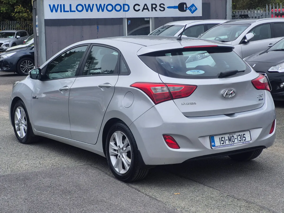 Hyundai i30 1.6crdi deluxe 5dr 2015 - Image 4