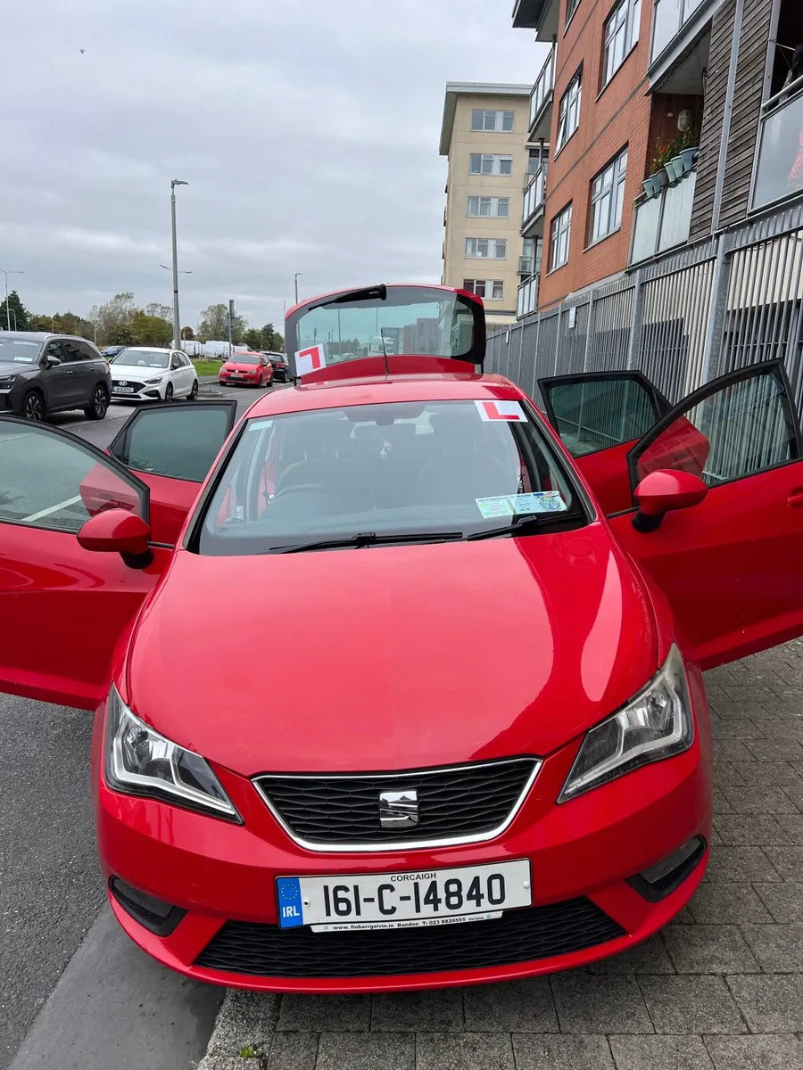 SEAT Ibiza 2016 - Image 1