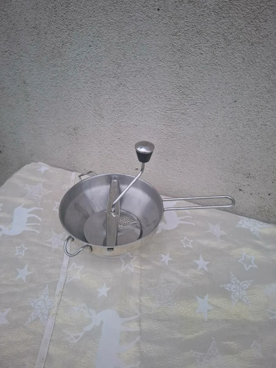 Small potato food mill possible to post