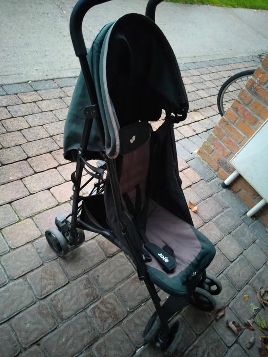 Childs stroller - Image 2