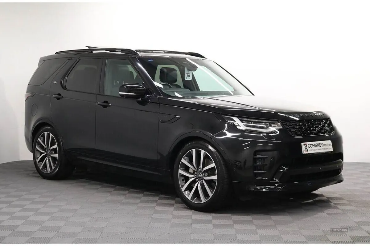 Land Rover Discovery D300 Mhev R-dynamic SE Auto - Image 1