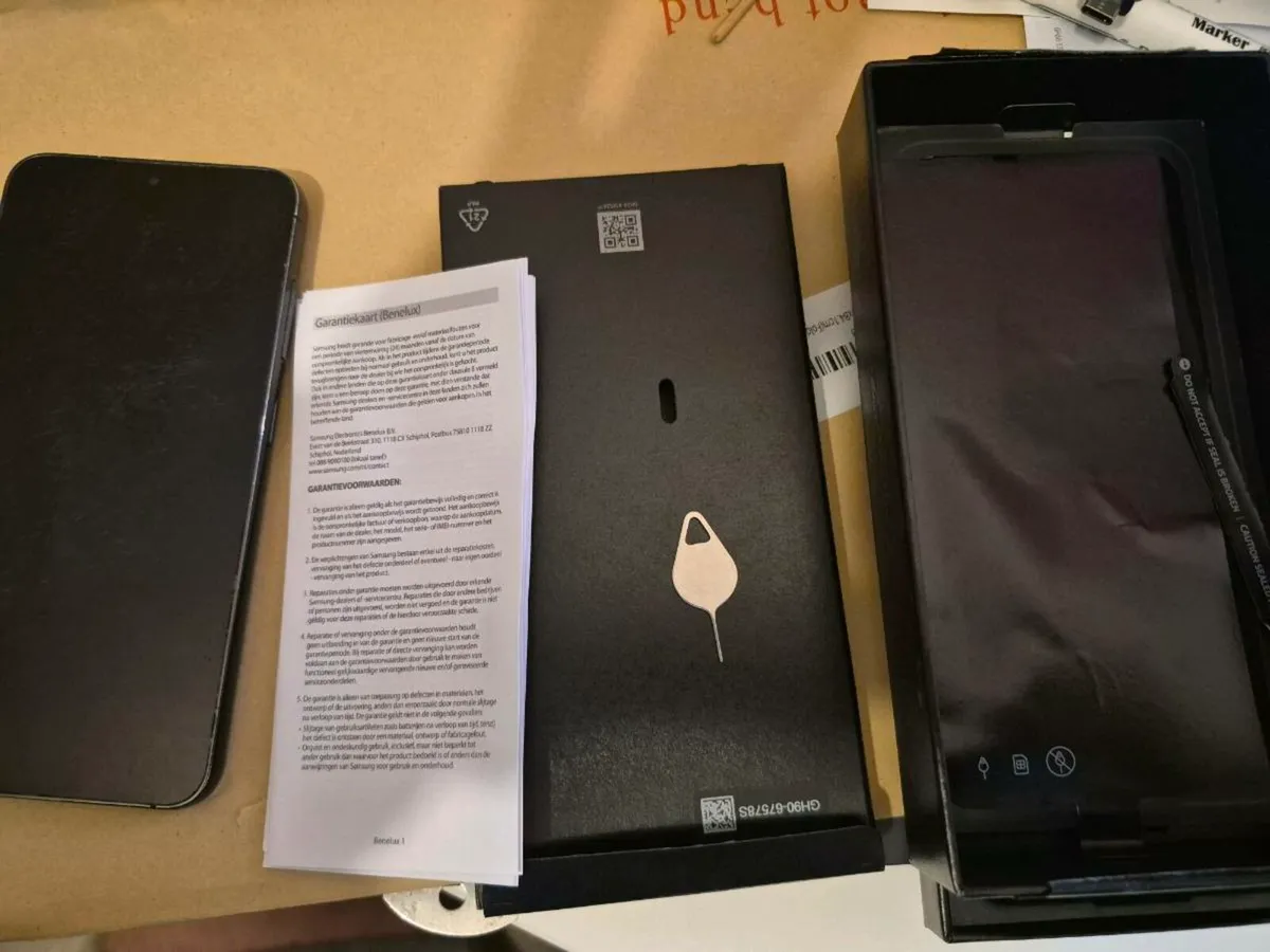 SAMSUNG GALAXY S23 128G - Image 1