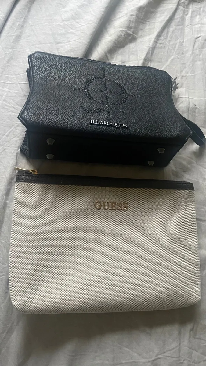 Two new brand makeup bags - Image 1
