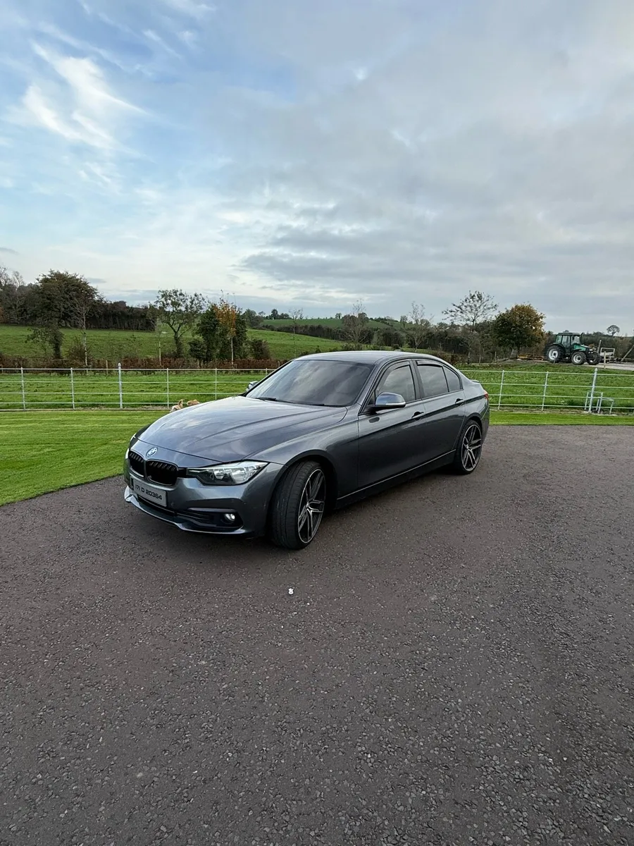 2017 3 series bmw - Image 1