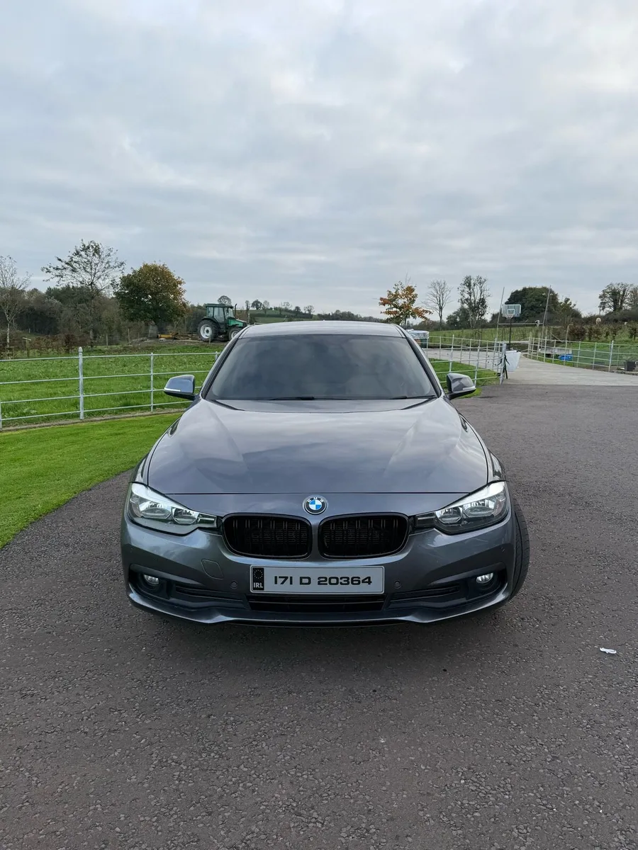 2017 3 series bmw - Image 3