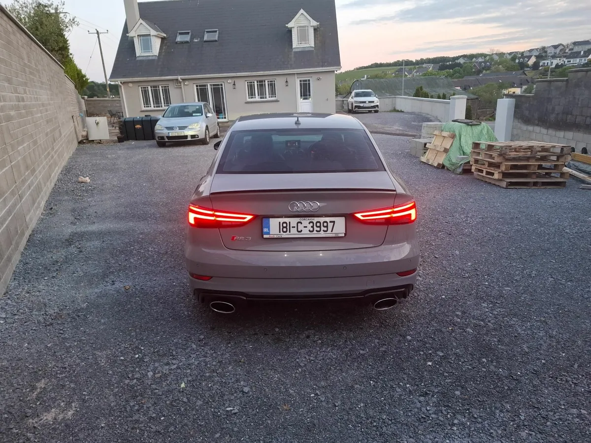 Audi RS3 2018 - Image 4